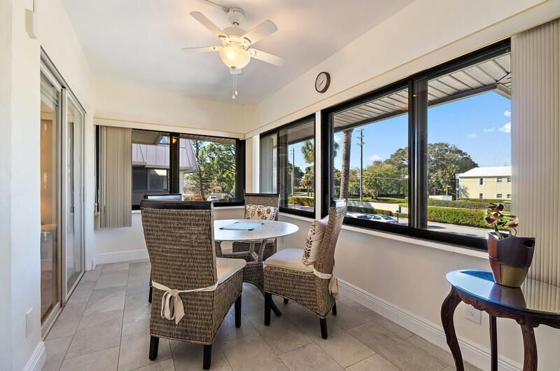 lanai from kitchen 7-205