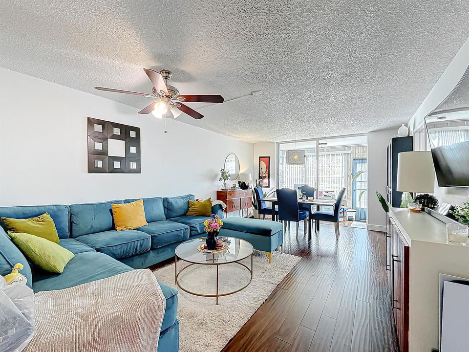 8225 Sunrise Lakes Boulevard #110-28