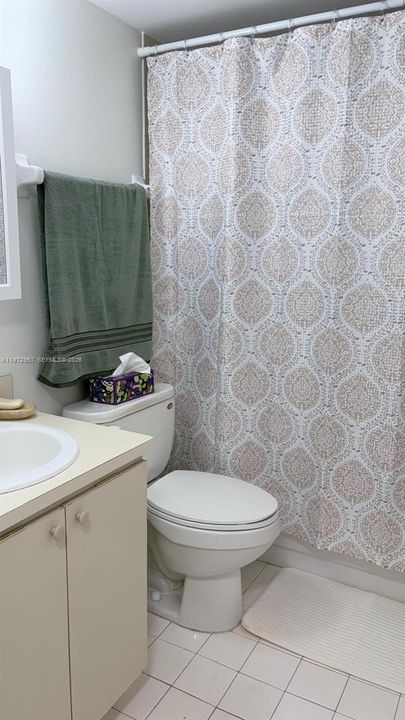En Venta: $340,000 (2 camas, 2 baños, 760 Pies cuadrados)