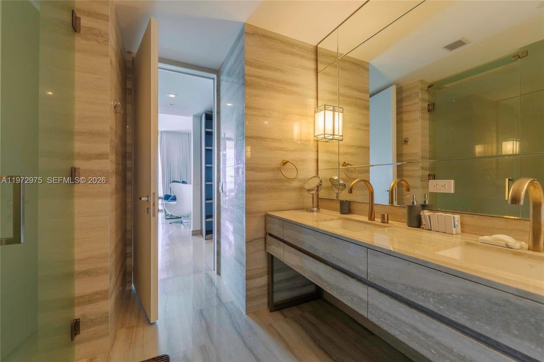 En Venta: $3,500,000 (2 camas, 2 baños, 1634 Pies cuadrados)