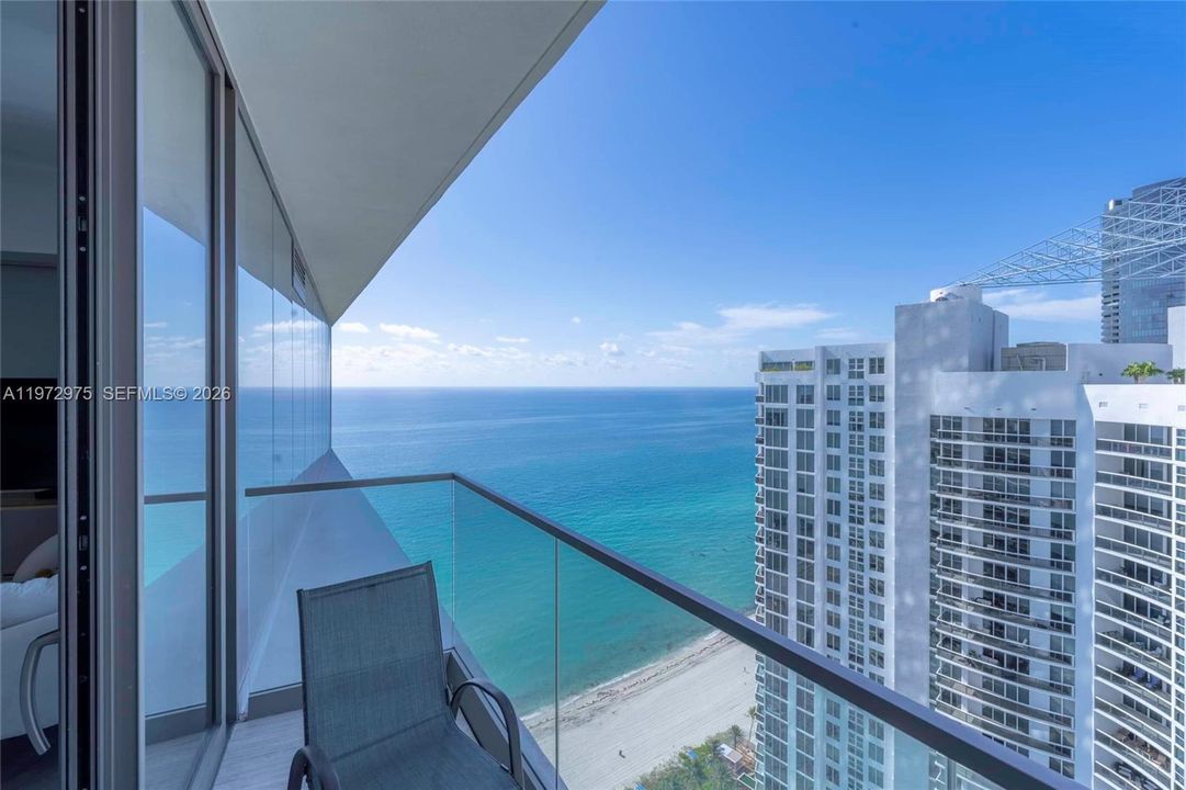 En Venta: $3,500,000 (2 camas, 2 baños, 1634 Pies cuadrados)
