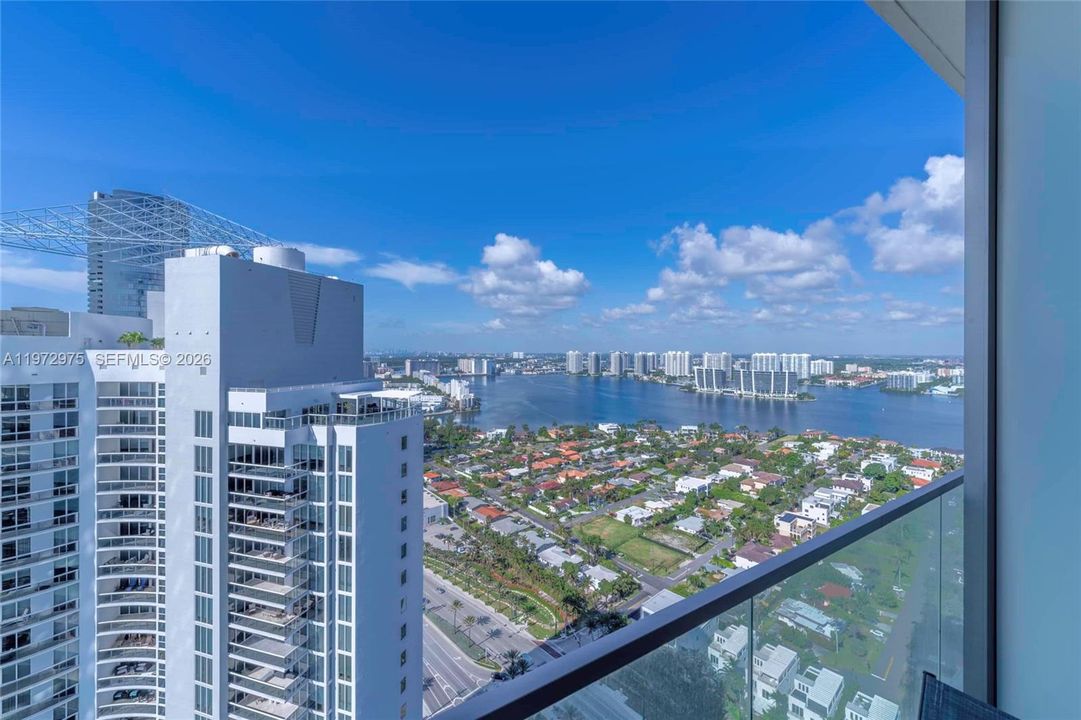 En Venta: $3,500,000 (2 camas, 2 baños, 1634 Pies cuadrados)