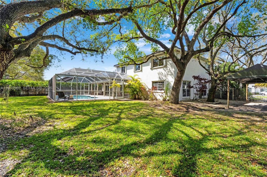 For Sale: $1,699,000 (5 beds, 3 baths, 3102 Square Feet)