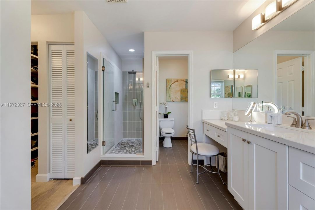 For Sale: $1,699,000 (5 beds, 3 baths, 3102 Square Feet)