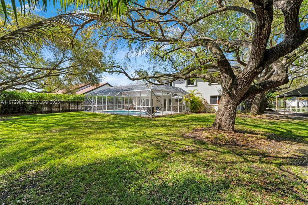 For Sale: $1,699,000 (5 beds, 3 baths, 3102 Square Feet)