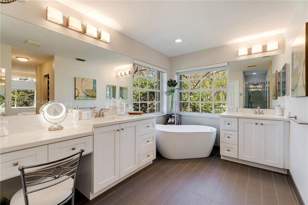 For Sale: $1,699,000 (5 beds, 3 baths, 3102 Square Feet)