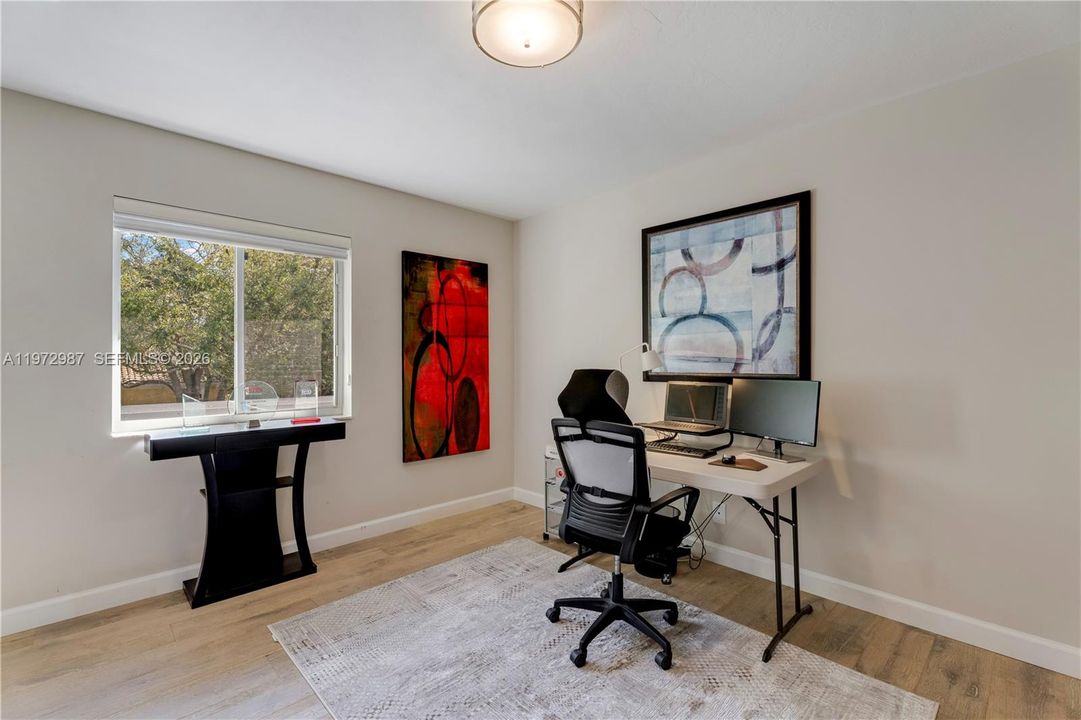 For Sale: $1,699,000 (5 beds, 3 baths, 3102 Square Feet)