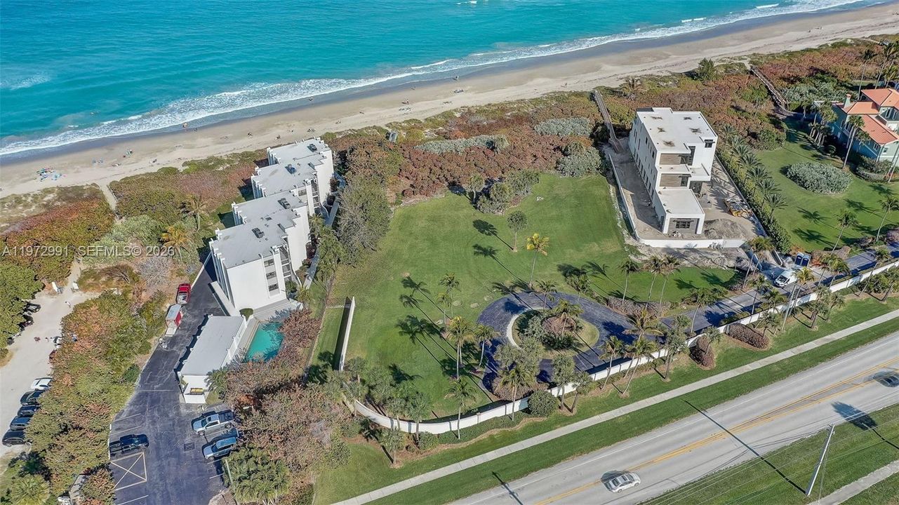 For Sale: $3,500,000 (0.95 acres)