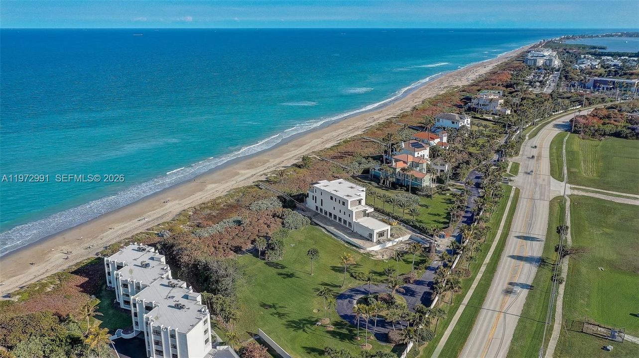 For Sale: $3,500,000 (0.95 acres)