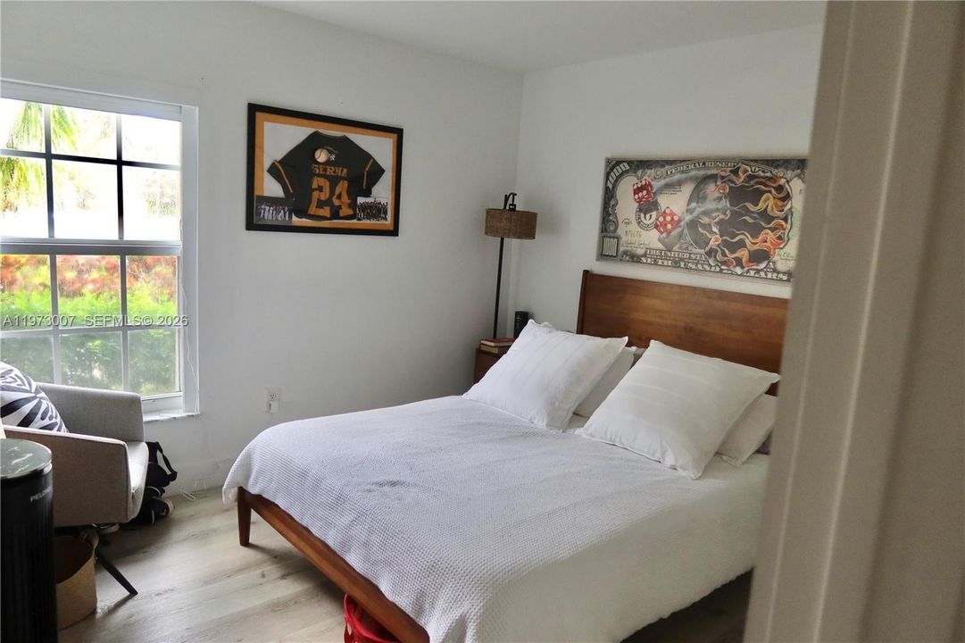 Active With Contract: $799,000 (3 beds, 2 baths, 1308 Square Feet)