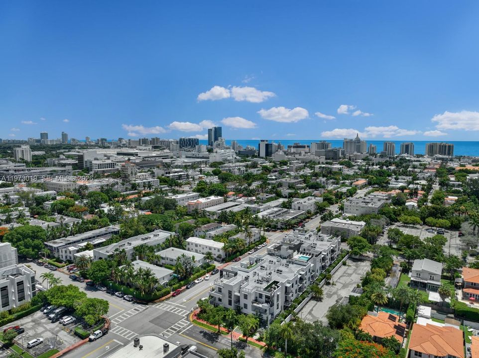 For Sale: $1,425,000 (2 beds, 2 baths, 1476 Square Feet)
