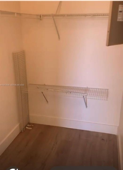 For Sale: $209,900 (2 beds, 2 baths, 815 Square Feet)
