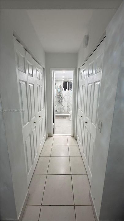 Под контрактом: $250,000 (1 спален, 1 ванн, 757 Квадратных фут)