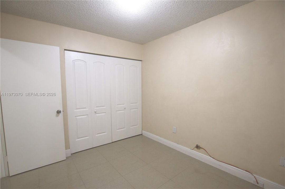 En Venta: $285,000 (2 camas, 2 baños, 800 Pies cuadrados)