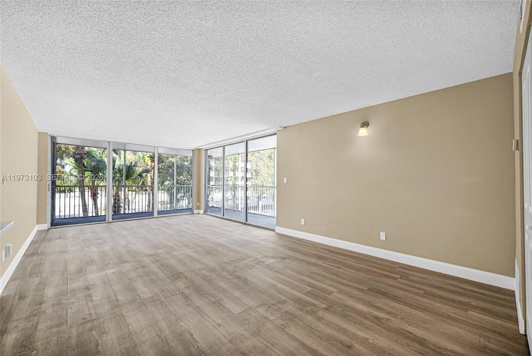 En Venta: $190,000 (2 camas, 2 baños, 1155 Pies cuadrados)