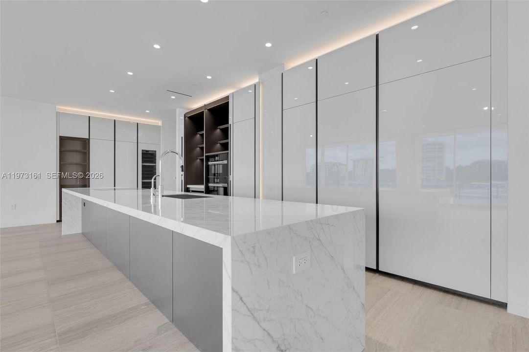 For Sale: $8,380,000 (4 beds, 4 baths, 3834 Square Feet)