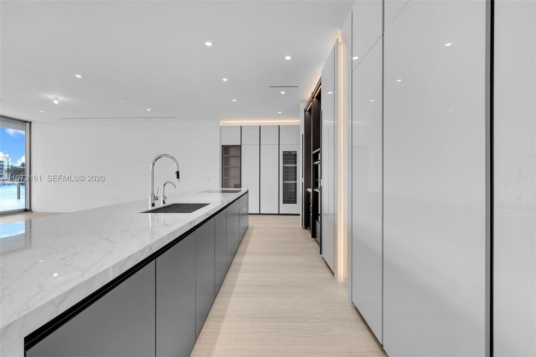 For Sale: $8,380,000 (4 beds, 4 baths, 3834 Square Feet)