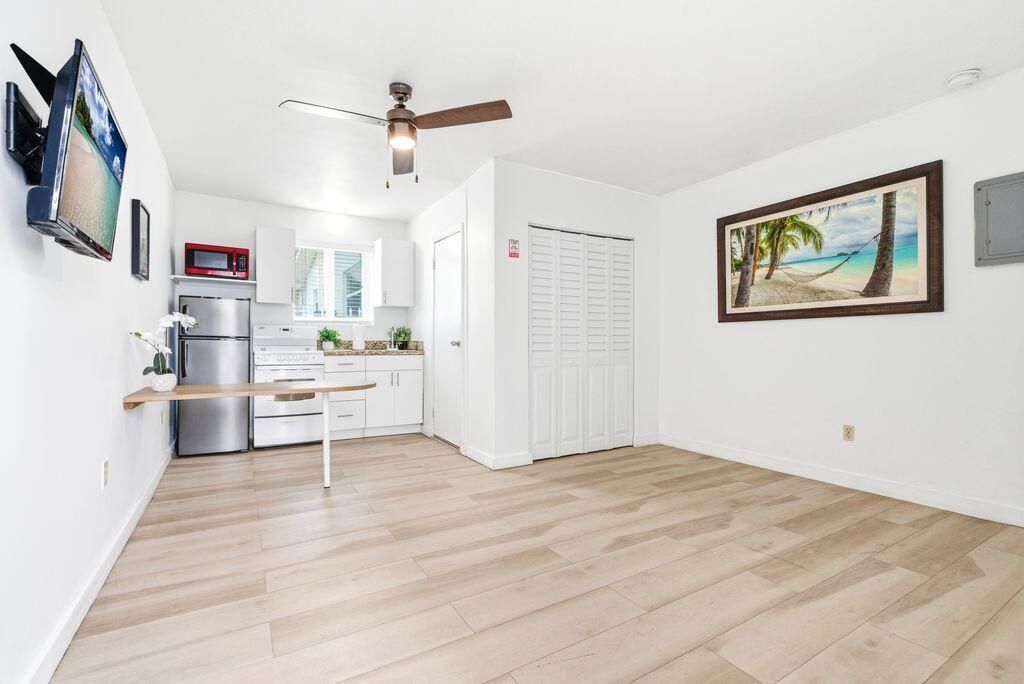 343 replace for unit 5 living area