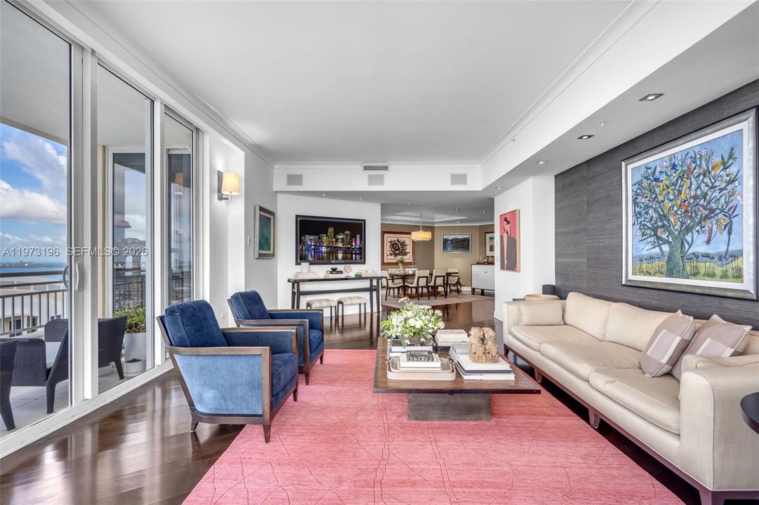 На продажу: $3,900,000 (3 спален, 2 ванн, 2353 Квадратных фут)