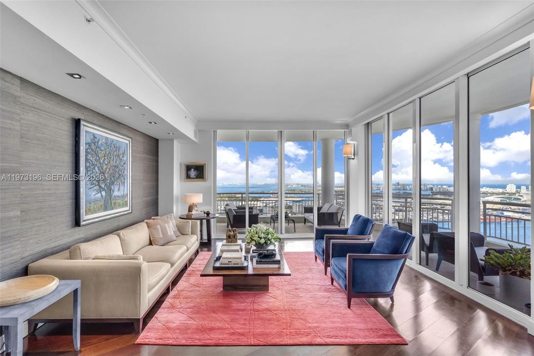 На продажу: $3,900,000 (3 спален, 2 ванн, 2353 Квадратных фут)