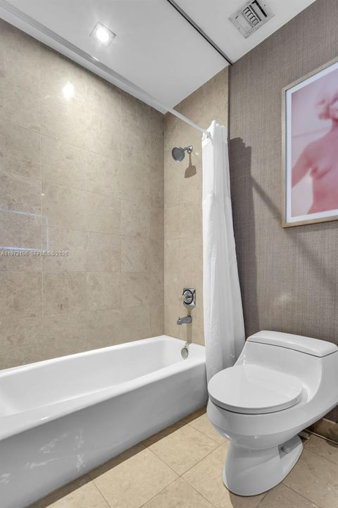 На продажу: $3,900,000 (3 спален, 2 ванн, 2353 Квадратных фут)