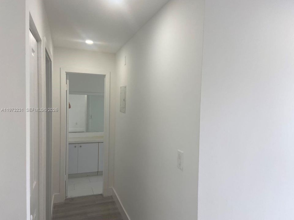 Activo con contrato: $1,650 (1 camas, 1 baños, 664 Pies cuadrados)