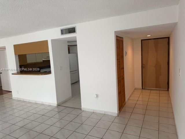 Activo con contrato: $265,500 (1 camas, 1 baños, 980 Pies cuadrados)