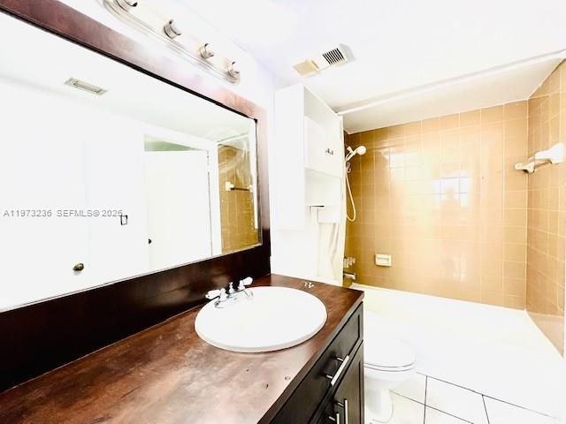 На продажу: $247,500 (2 спален, 2 ванн, 1182 Квадратных фут)