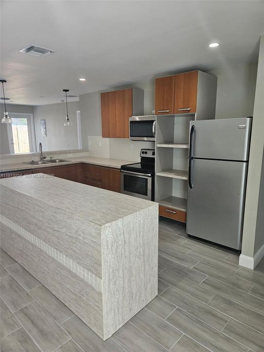 En Venta: $354,900 (3 camas, 1 baños, 1152 Pies cuadrados)