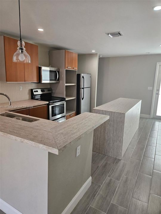 En Venta: $354,900 (3 camas, 1 baños, 1152 Pies cuadrados)
