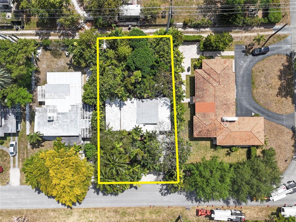 For Sale: $805,000 (3 beds, 2 baths, 1578 Square Feet)
