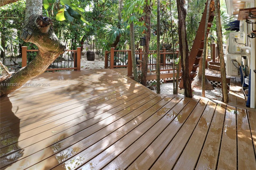 For Sale: $805,000 (3 beds, 2 baths, 1578 Square Feet)