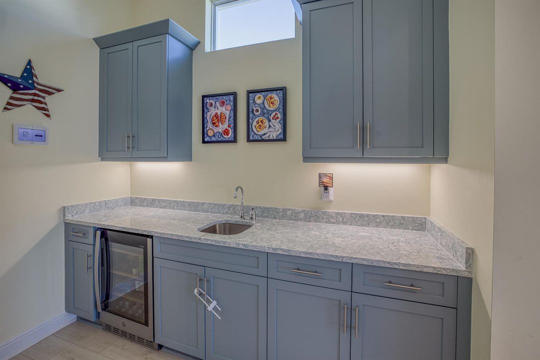 Wet Bar