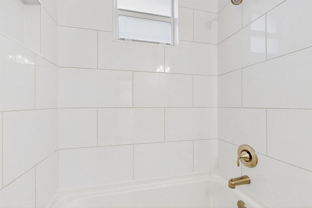 8050-97th-Ct-Vero-Beach-FL-32967-0503202