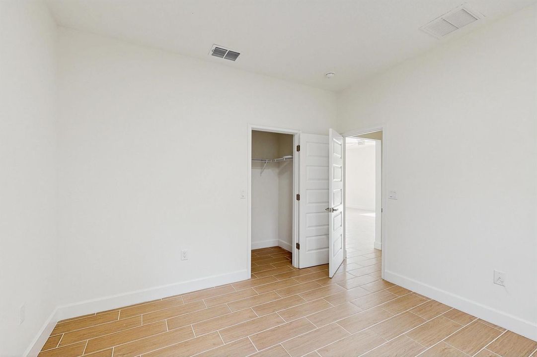 8050-97th-Ct-Vero-Beach-FL-32967-0503202