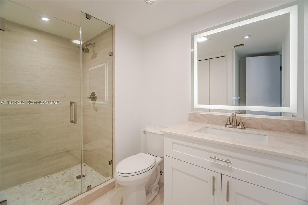 Active With Contract: $2,750 (2 beds, 2 baths, 0 Square Feet)