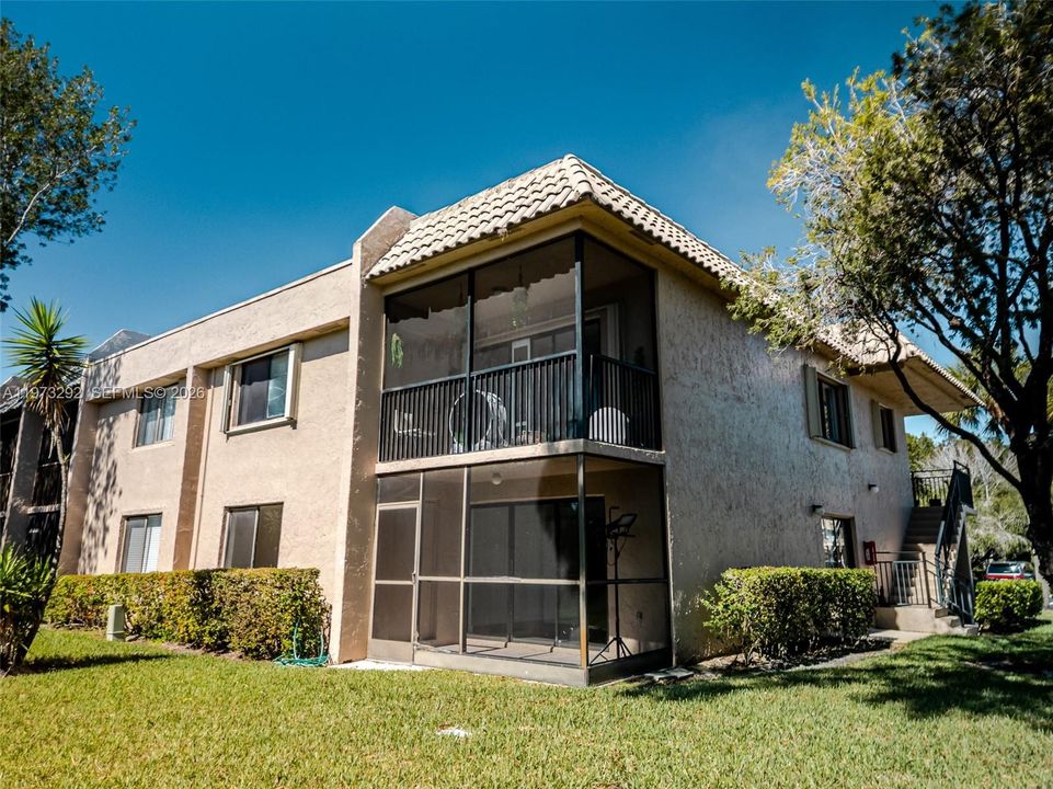 Active With Contract: $2,750 (2 beds, 2 baths, 0 Square Feet)