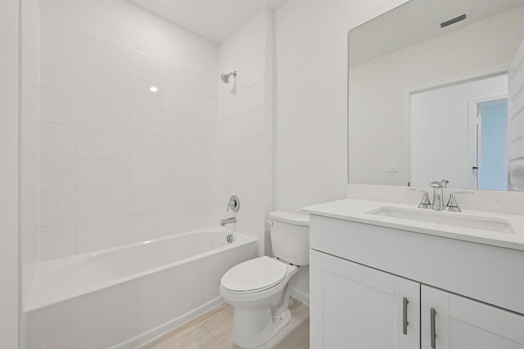 5474 Hampton Park Cir Vero Beach FL (20