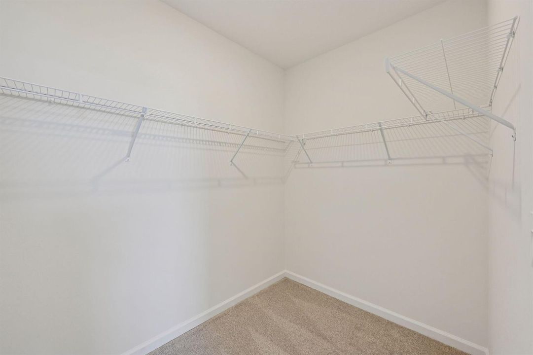 5474 Hampton Park Cir Vero Beach FL (24