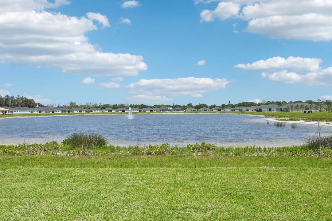 5474 Hampton Park Cir Vero Beach FL (35