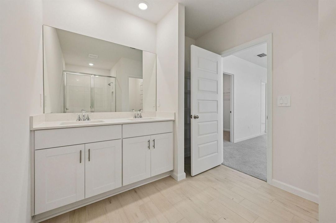 5474 Hampton Park Cir Vero Beach FL (25