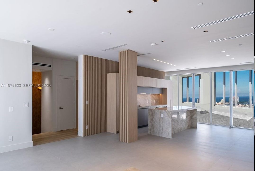 В аренду: $55,000 (5 спален, 5 ванн, 2538 Квадратных фут)