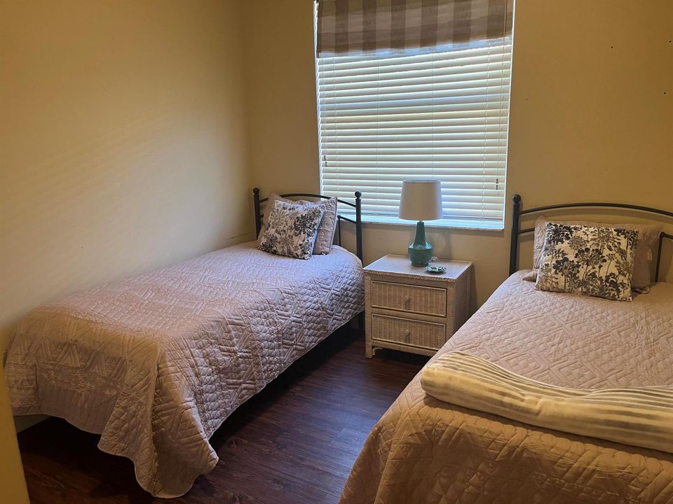 Second bedroom
