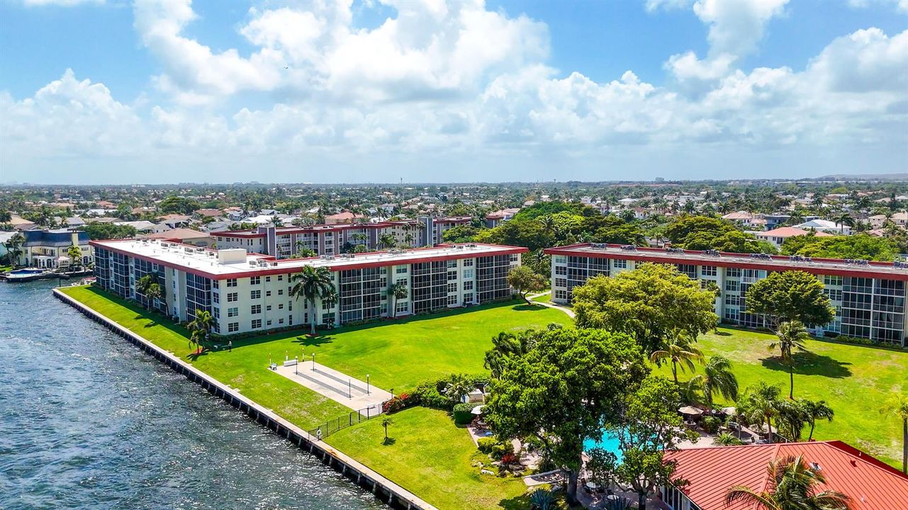3180 NE 48CT unit 201 Drone shots-9