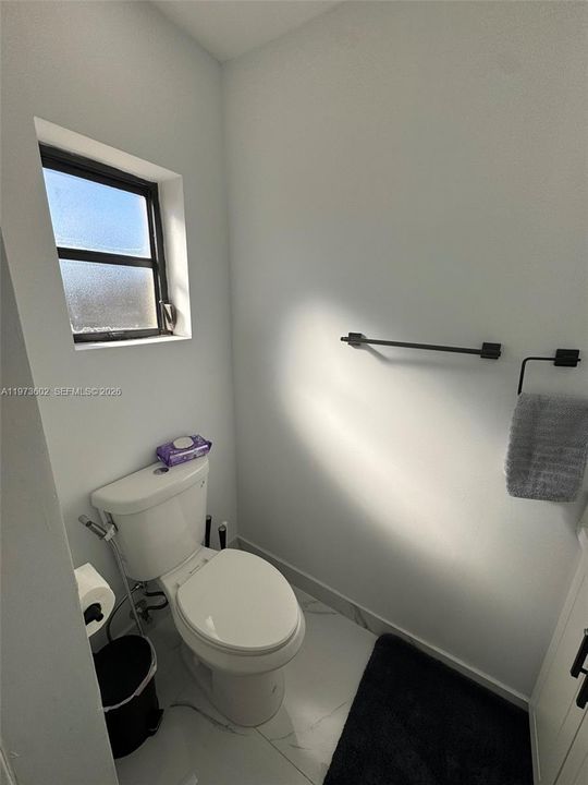 В аренду: $4,900 (3 спален, 2 ванн, 1488 Квадратных фут)