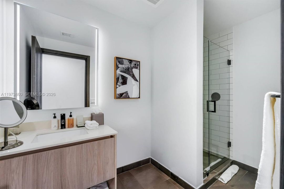 En Venta: $635,000 (1 camas, 1 baños, 560 Pies cuadrados)