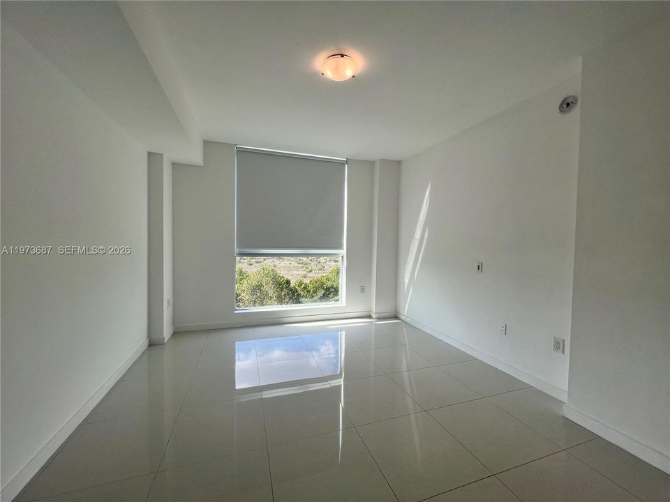 Activo con contrato: $3,000 (2 camas, 2 baños, 1130 Pies cuadrados)