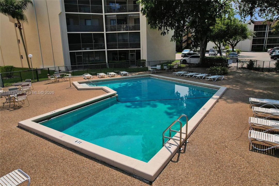En Venta: $184,900 (2 camas, 2 baños, 1120 Pies cuadrados)