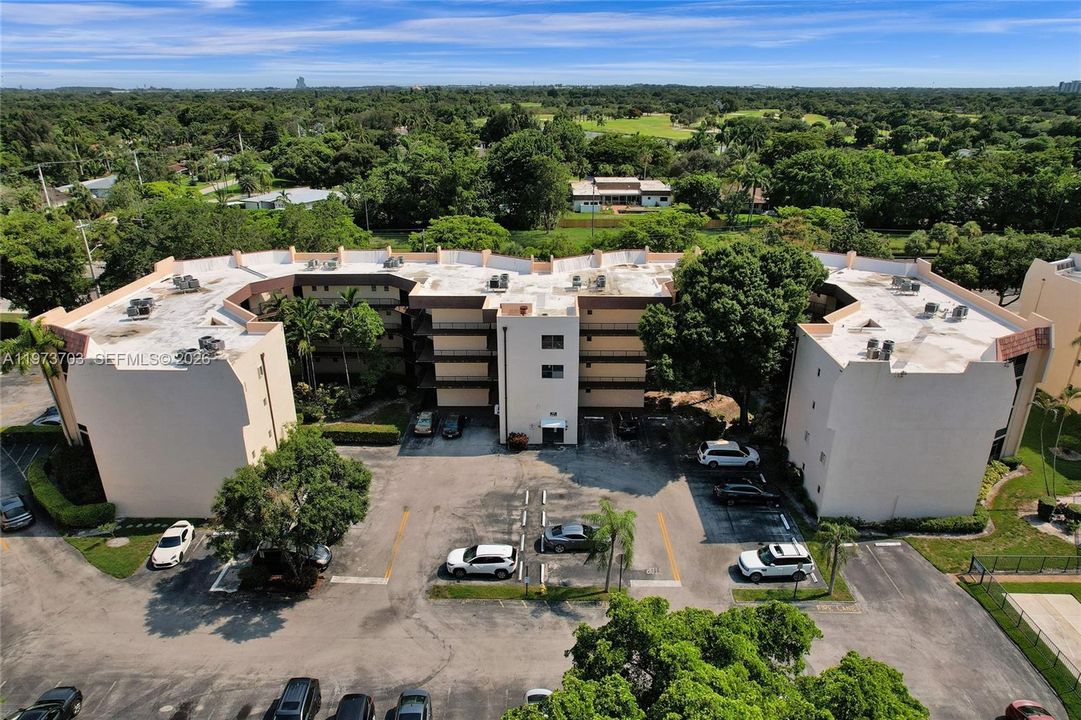 En Venta: $184,900 (2 camas, 2 baños, 1120 Pies cuadrados)
