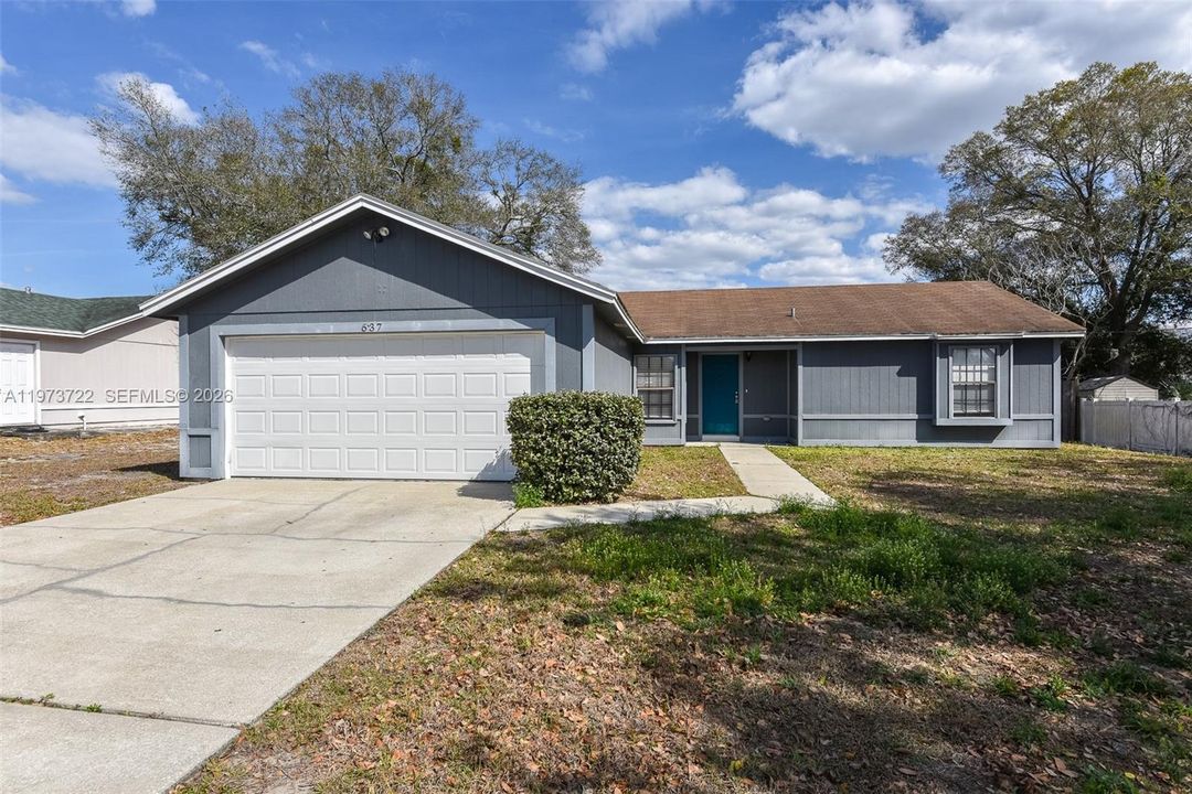 For Sale: $289,000 (3 beds, 2 baths, 1360 Square Feet)